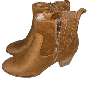 Dolce Vita Women’s Faux Suede Brown Ankle Boots 7 NEW